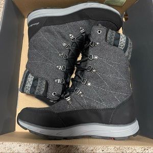 NIB Eddie Bauer Laurel Lace Boot women size 7 $85 OBO